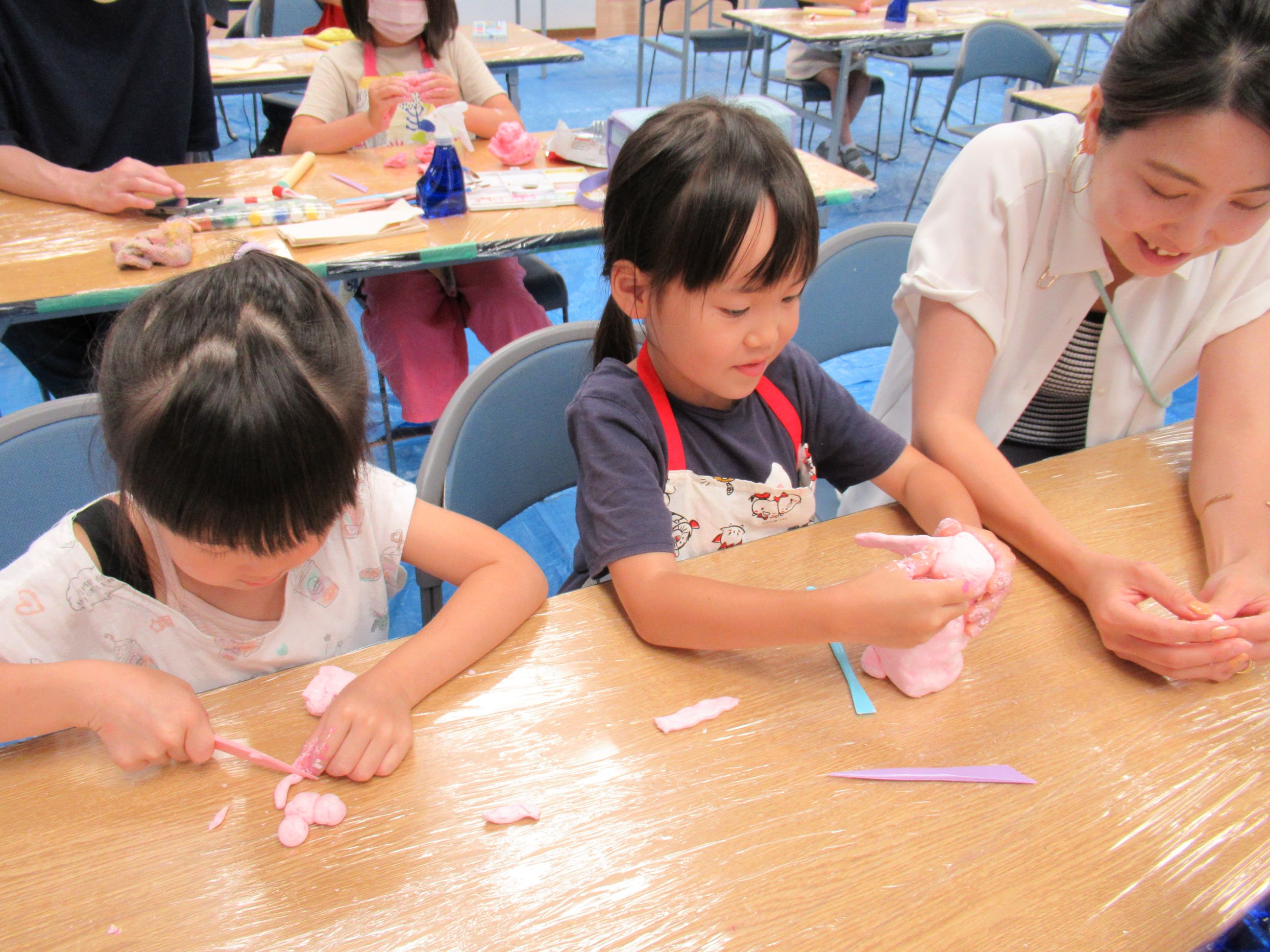 紙粘土で作ろう!私たちの動物園